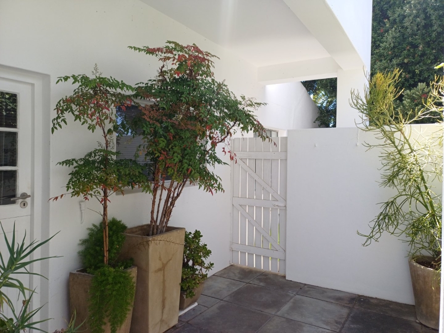 3 Bedroom Property for Sale in Marina Da Gama Western Cape